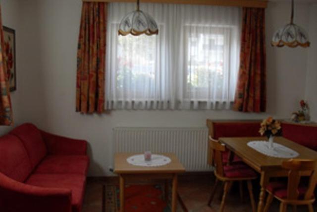 Landhaus Tschafein Galtür Szoba fotó