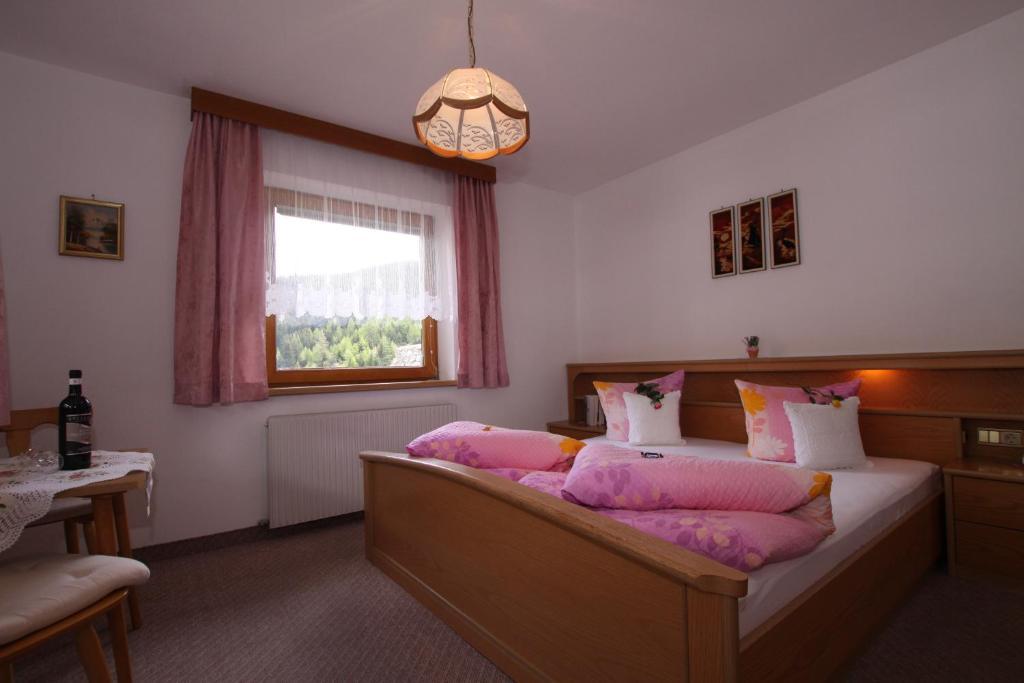 Landhaus Tschafein Galtür Szoba fotó